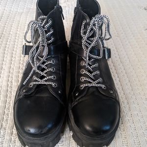Forever 21 Black lug sole boots